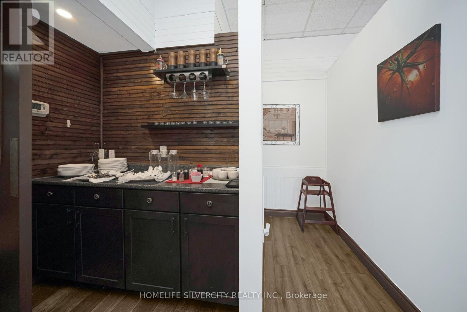 15 - 18 King Street E, Caledon, ON