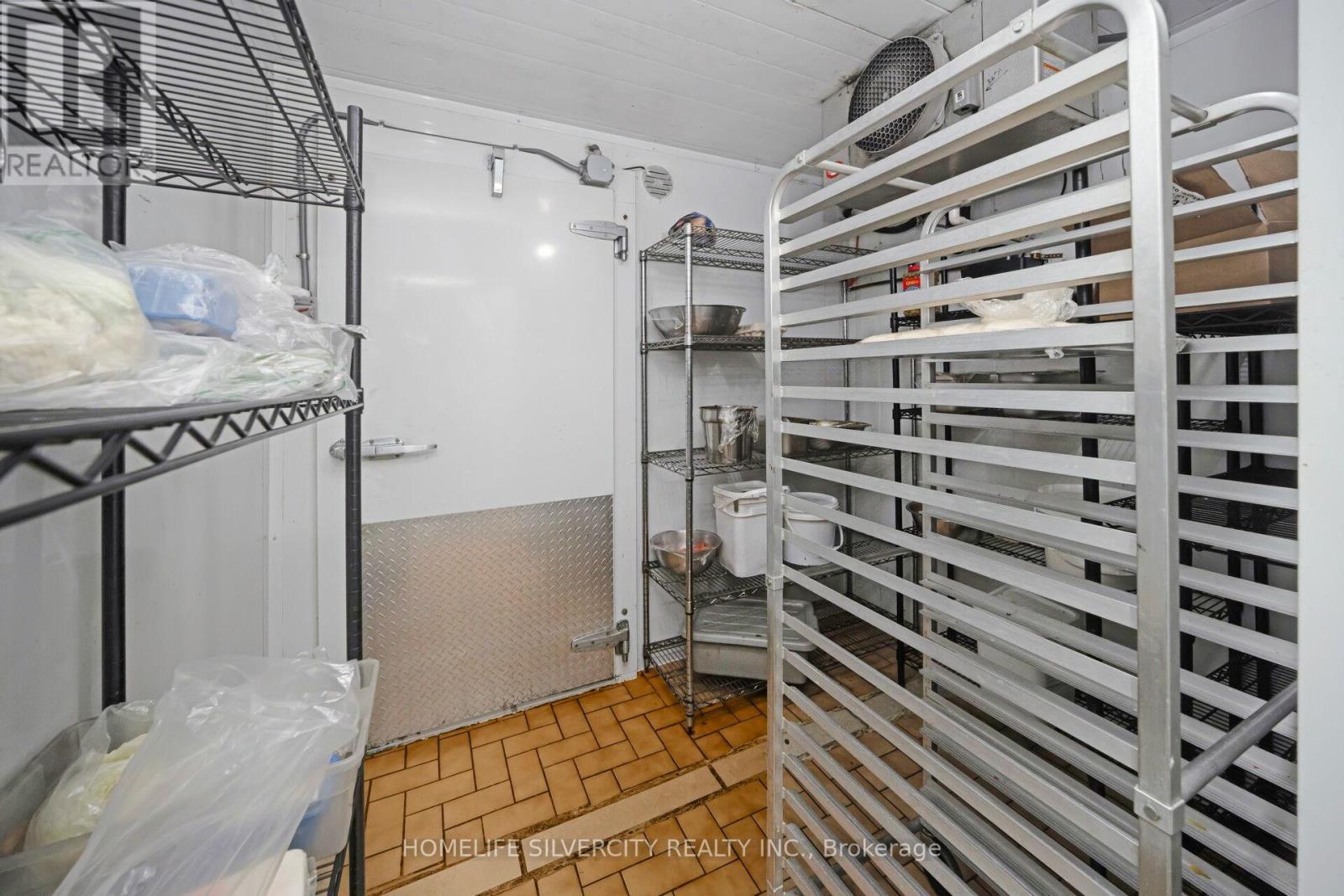 15 - 18 King Street E, Caledon, ON