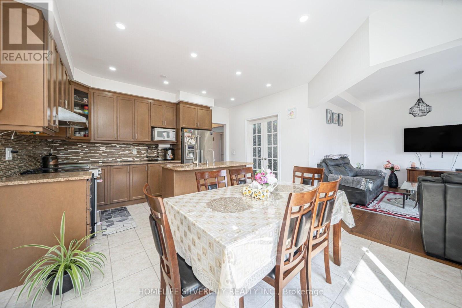 366 Porter Drive, Woodstock, ON - Indoor