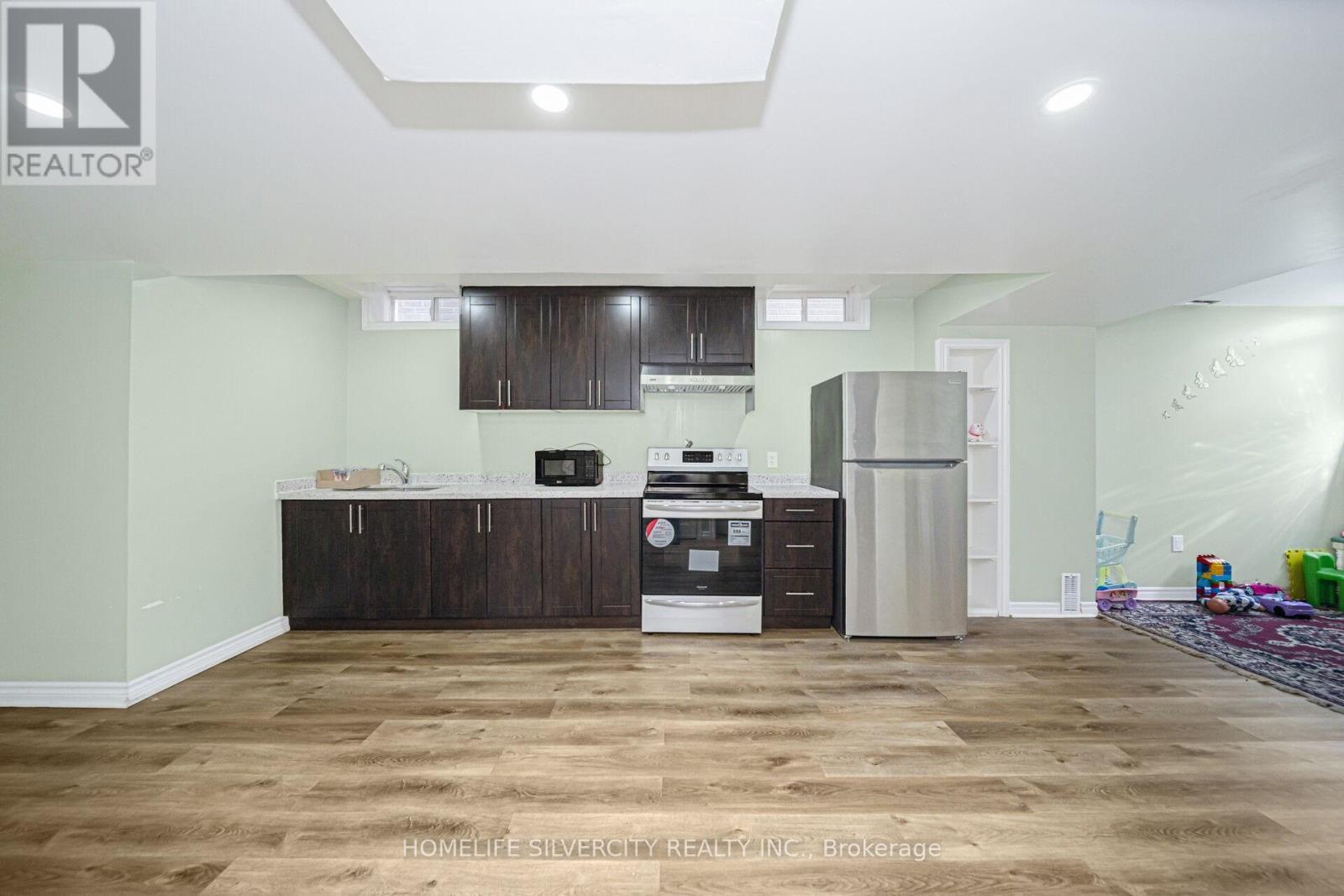 366 Porter Drive, Woodstock, ON - Indoor