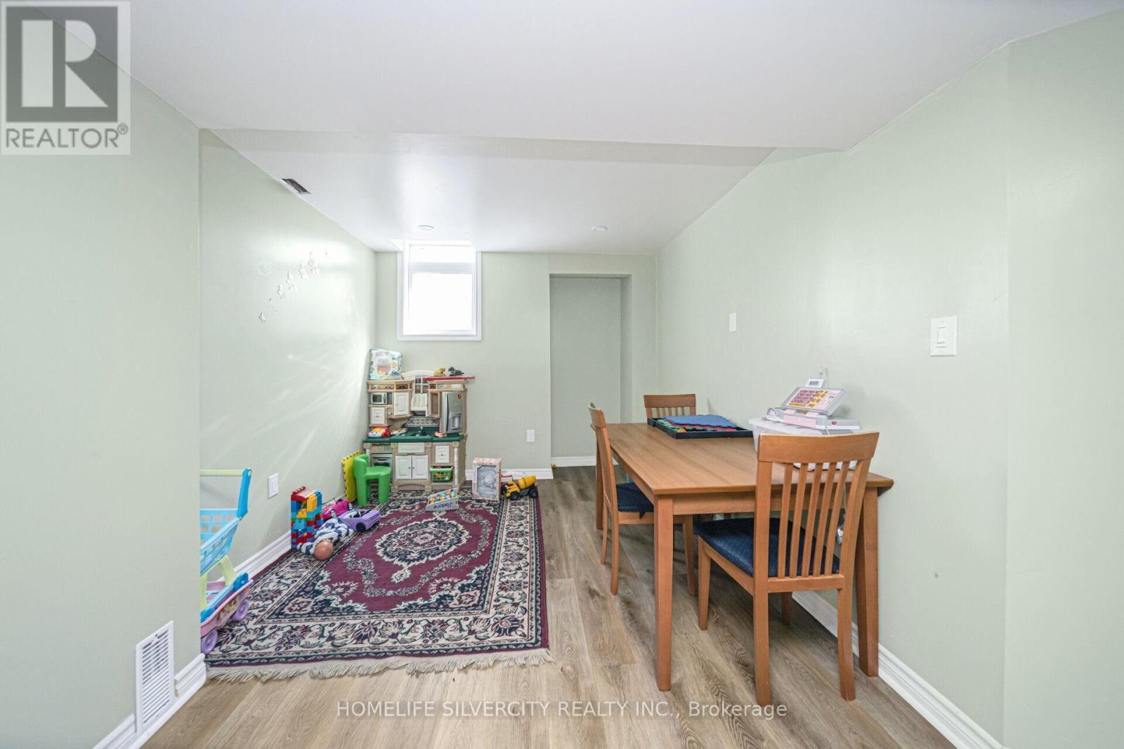 366 Porter Drive, Woodstock, ON - Indoor