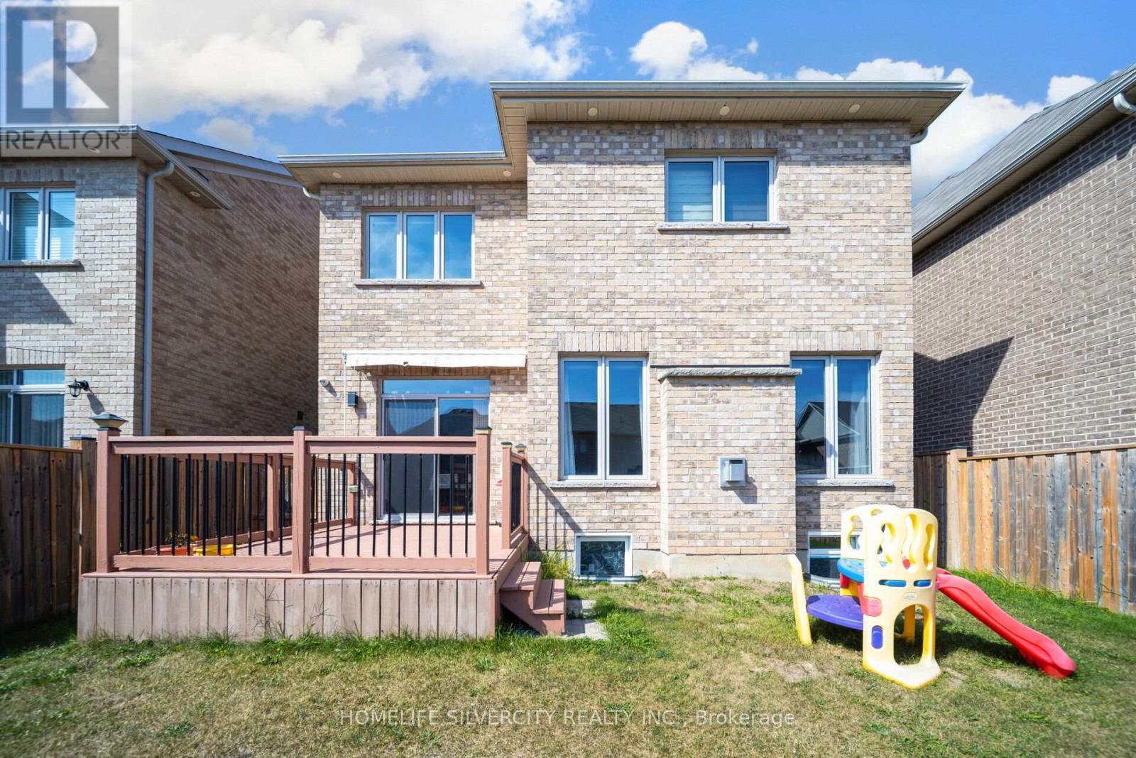 366 Porter Drive, Woodstock, ON - Outdoor