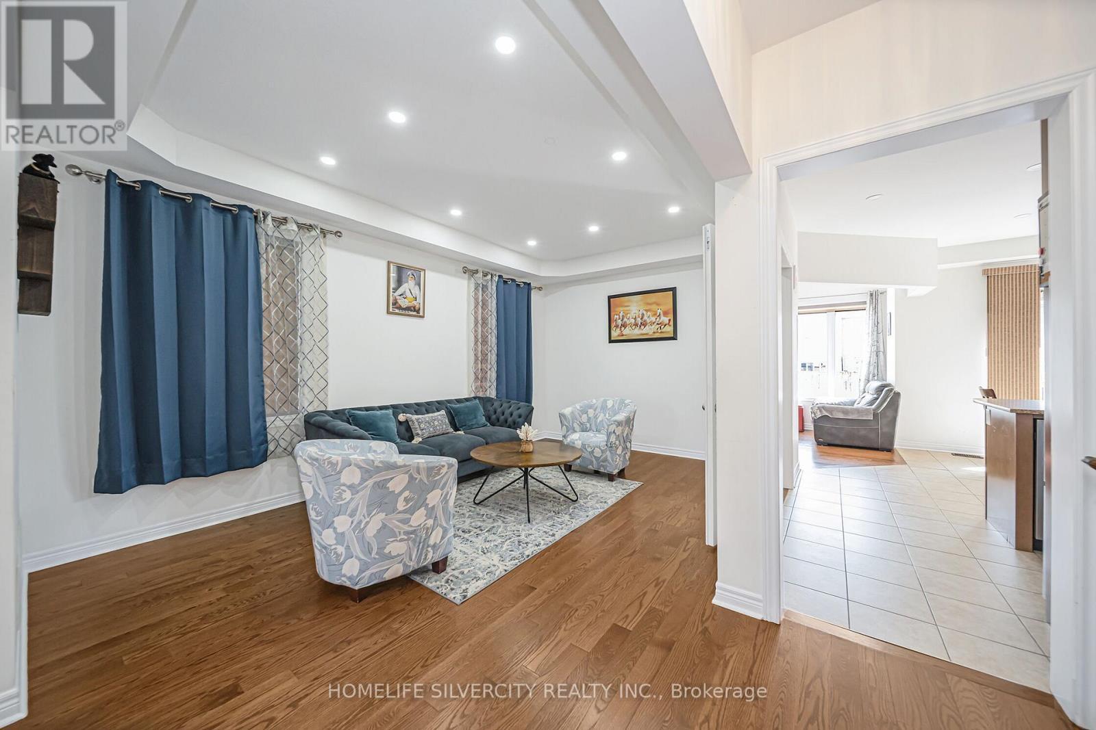 366 Porter Drive, Woodstock, ON - Indoor