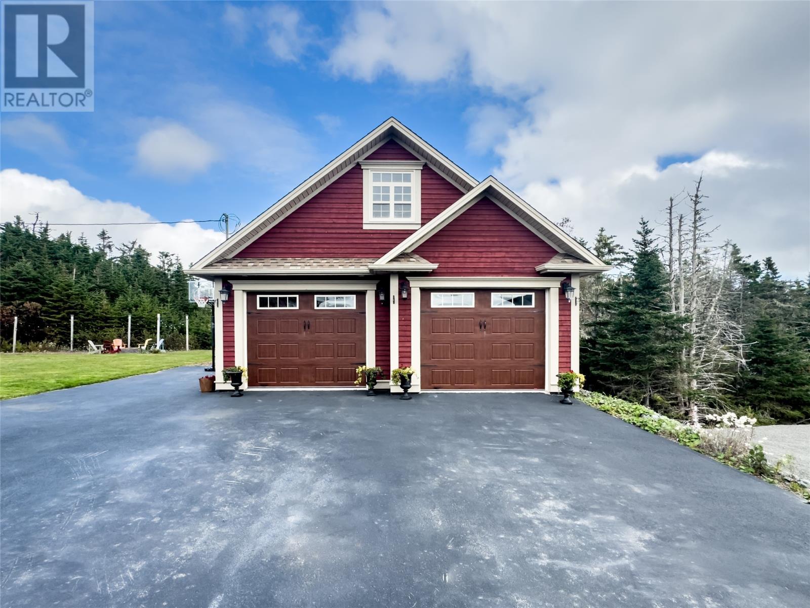 17 Dock Point Street, Marystown, NL - Outdoor