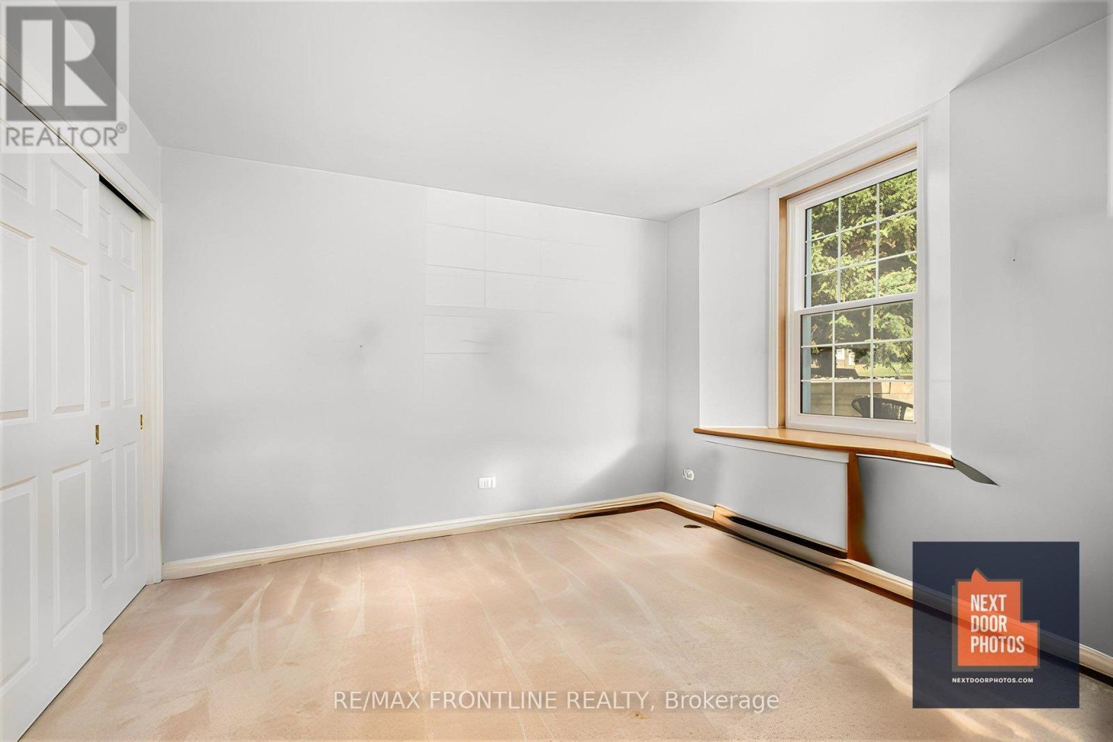 1 - 19 Main Street, Westport, ON - Indoor Photo Showing Other Room