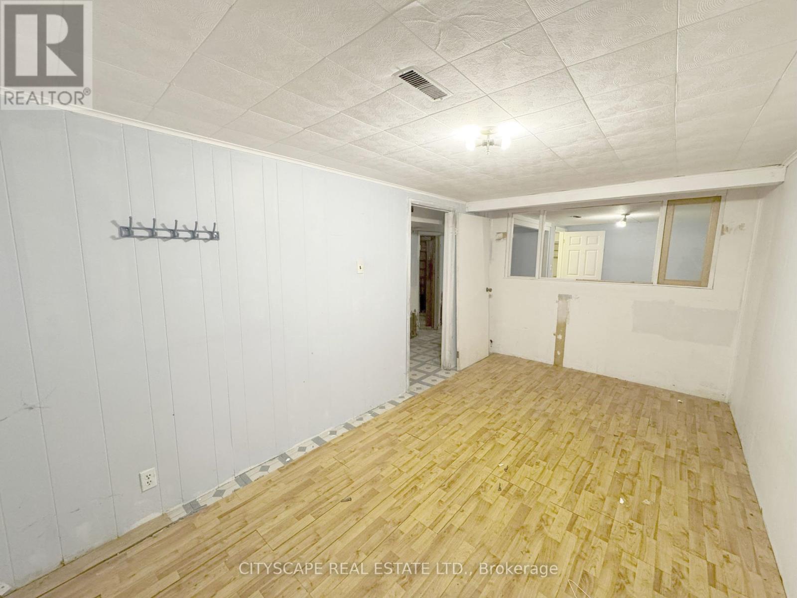 Basement: Bedroom - 2368 Gareth Road, Mississauga, ON - Indoor Photo Showing Other Room