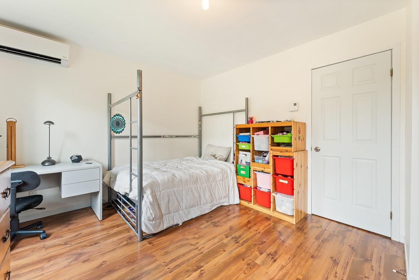 Chambre à coucher - 35 Rue Bergeron E., Granby, QC - Indoor Photo Showing Bedroom