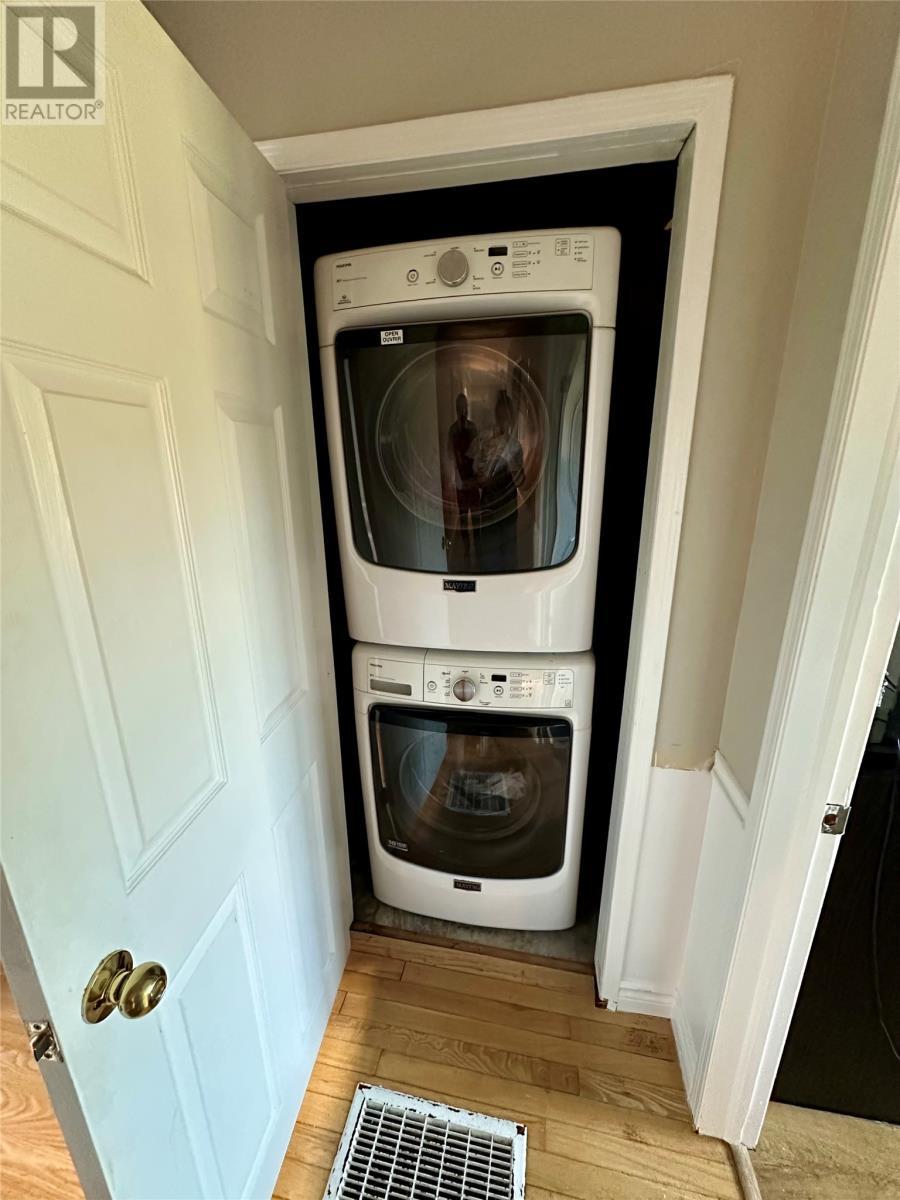 274 Main Road, Lark Harbour, NL - Indoor Photo Showing Laundry Room
