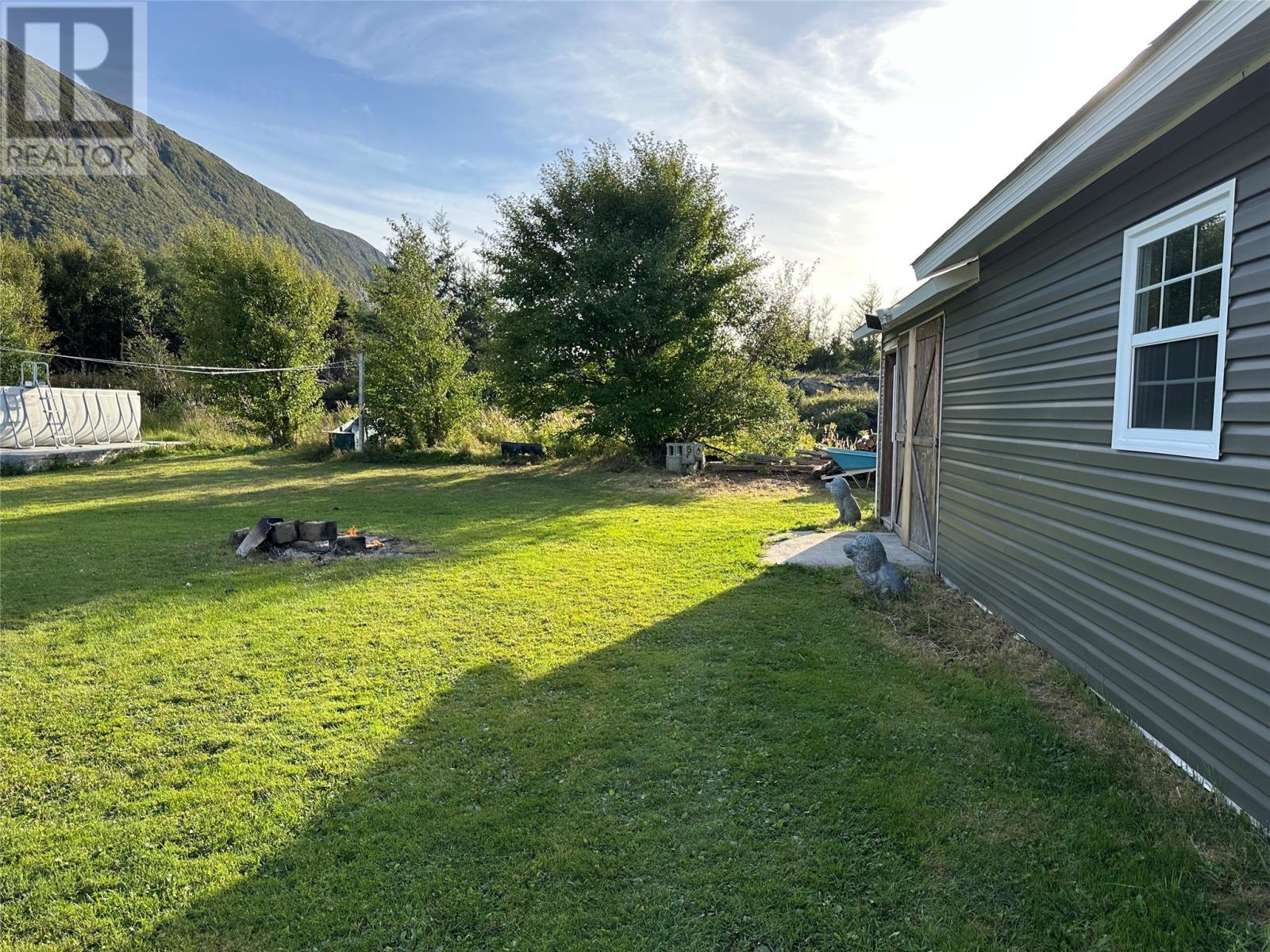 274 Main Road, Lark Harbour, NL - Outdoor