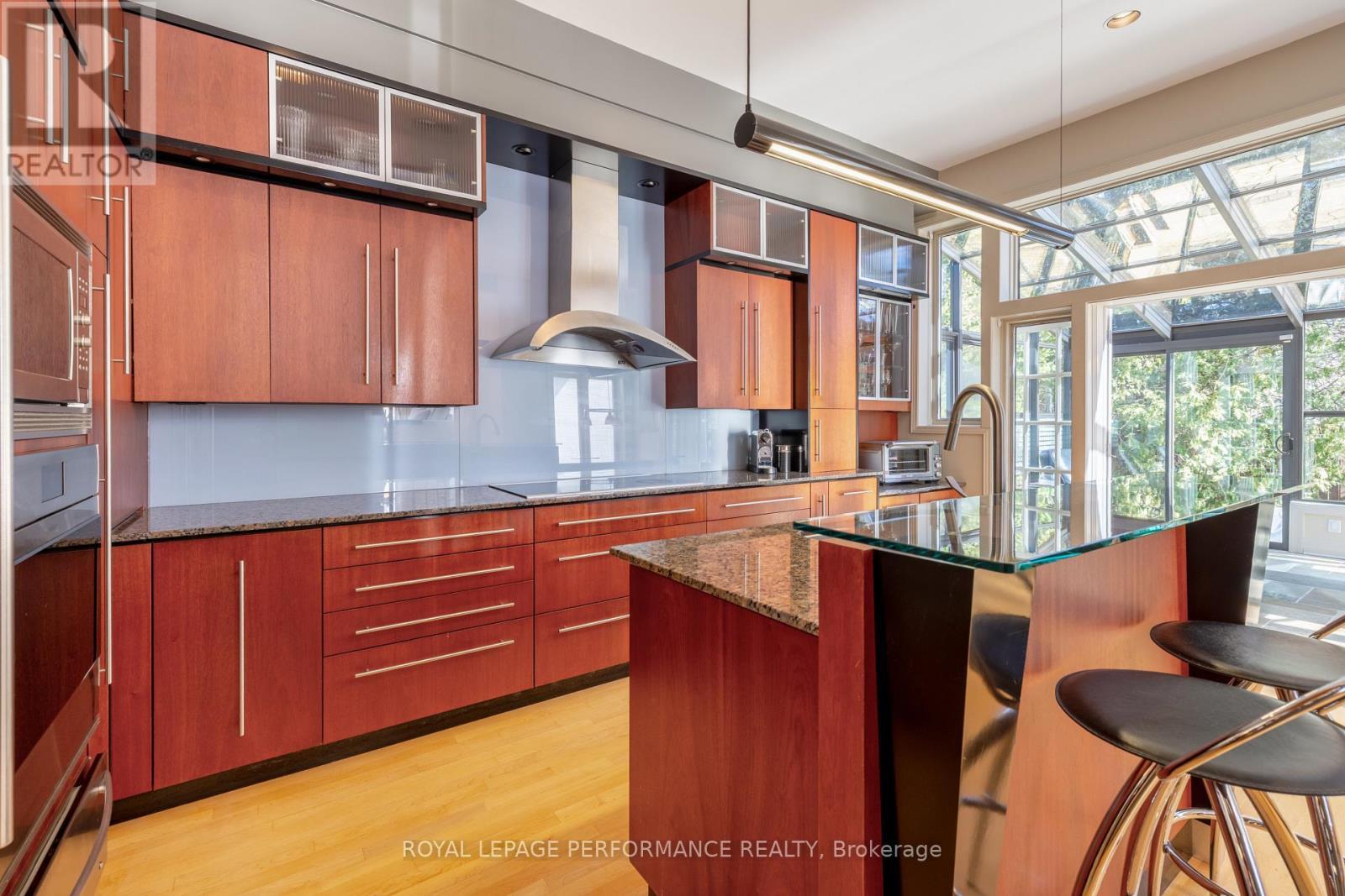 55 Delong Drive, Ottawa, ON - Indoor Photo Showing Kitchen