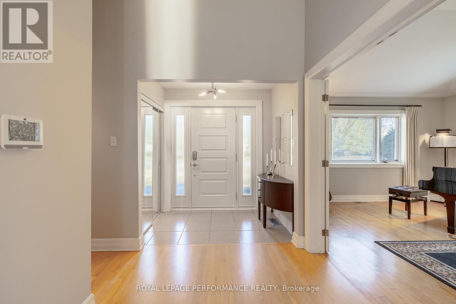 55 Delong Drive, Ottawa, ON - Indoor