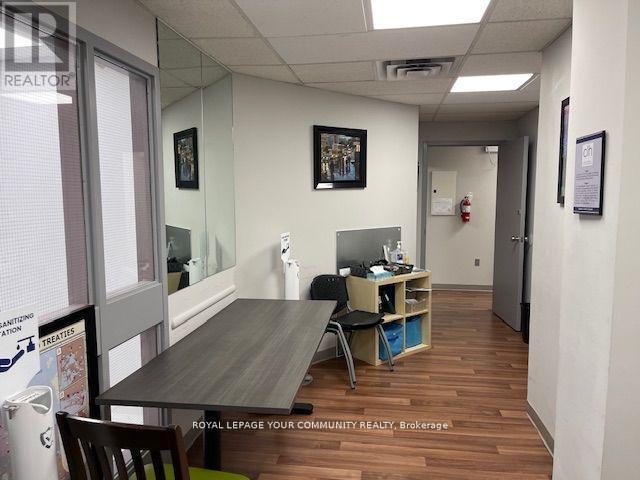 301 - 107 Holland Street E, Bradford West Gwillimbury, ON