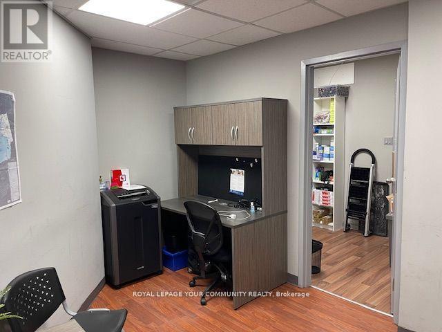 301 - 107 Holland Street E, Bradford West Gwillimbury, ON