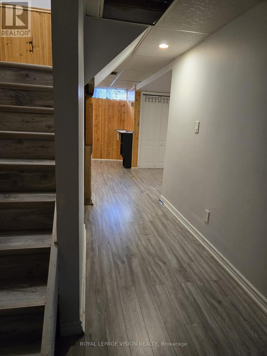 145 Chestnut Street N, Cambridge, ON - Indoor Photo Showing Other Room