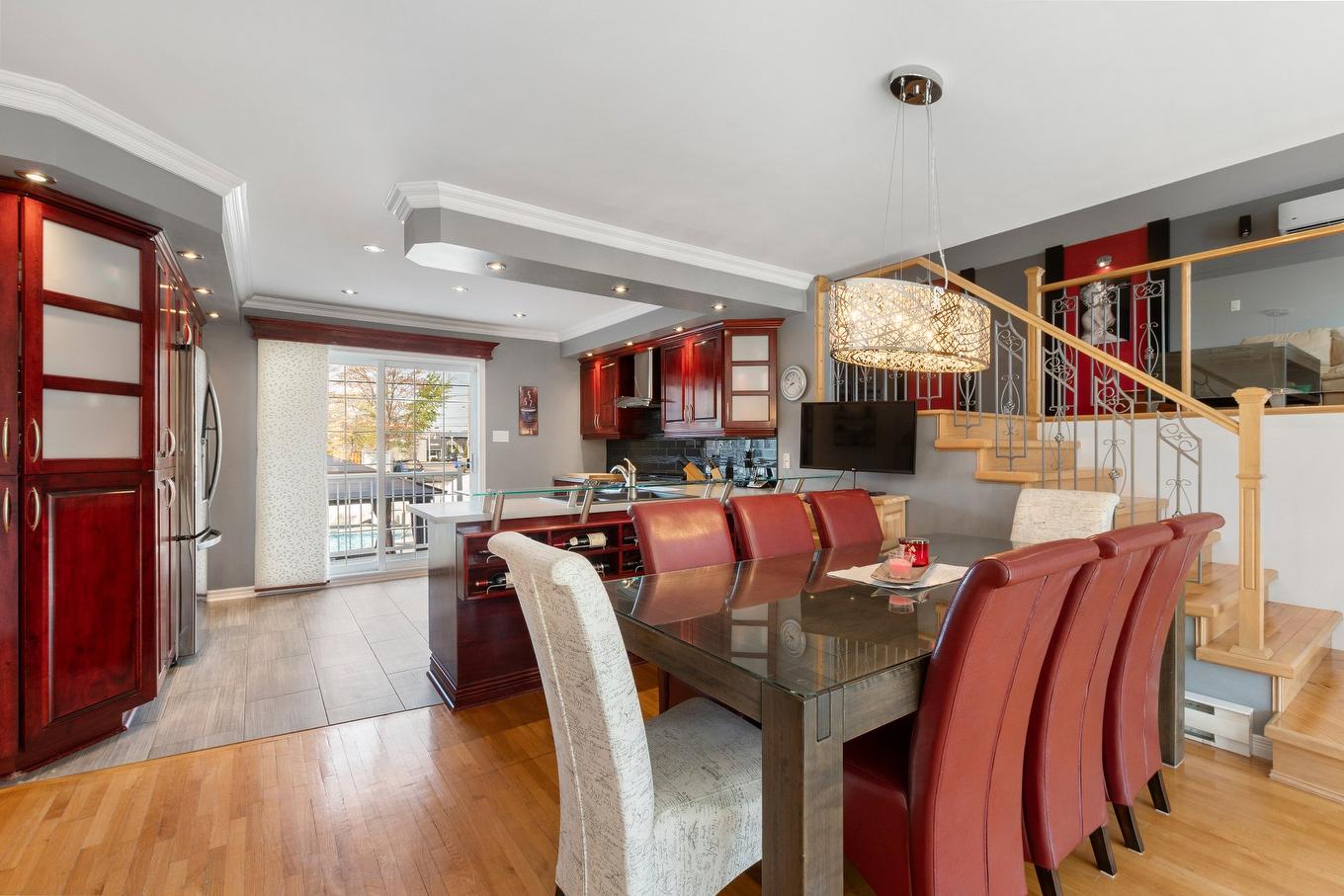 Salle à manger - 13382 Rue St-Michel, Mirabel, QC - Indoor Photo Showing Dining Room