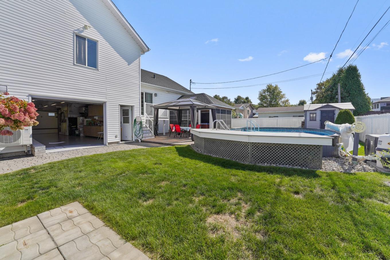 Cour - 13382 Rue St-Michel, Mirabel, QC - Outdoor With Deck Patio Veranda With Exterior