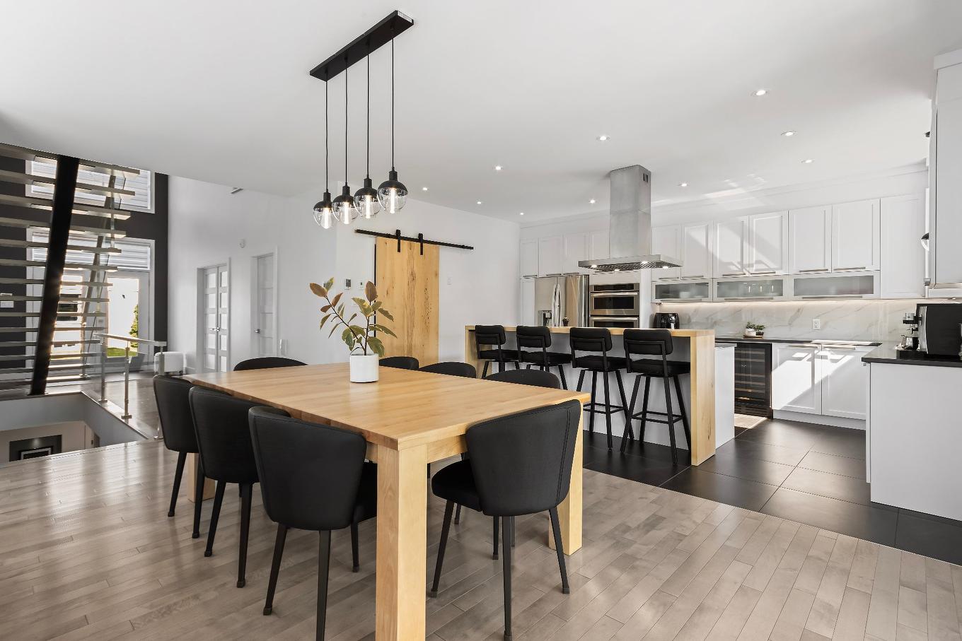 Salle à manger - 43 Rue Molière, Saint-Jean-Sur-Richelieu, QC - Indoor