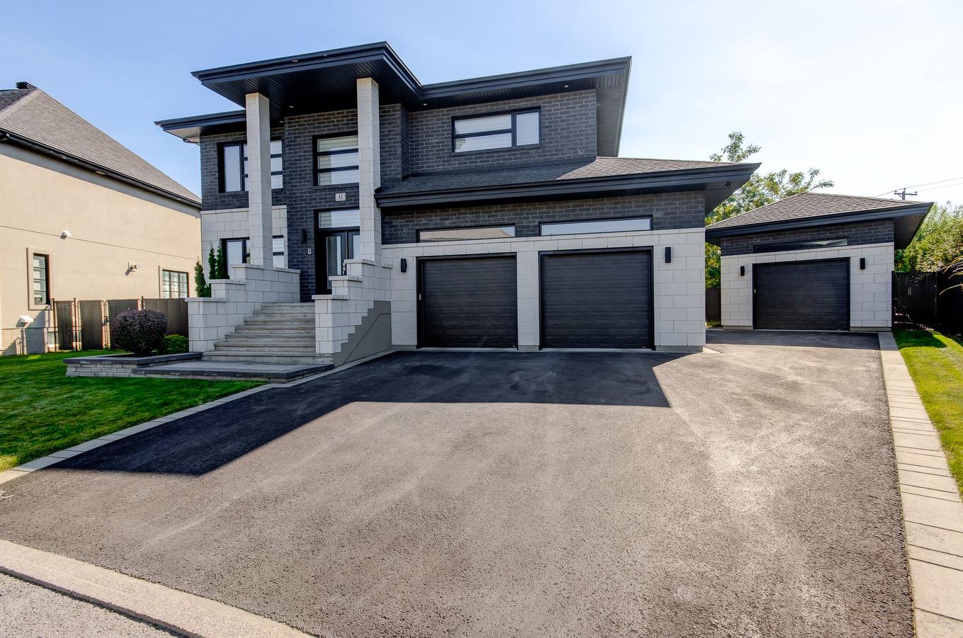 Façade - 43 Rue Molière, Saint-Jean-Sur-Richelieu, QC - Outdoor With Facade