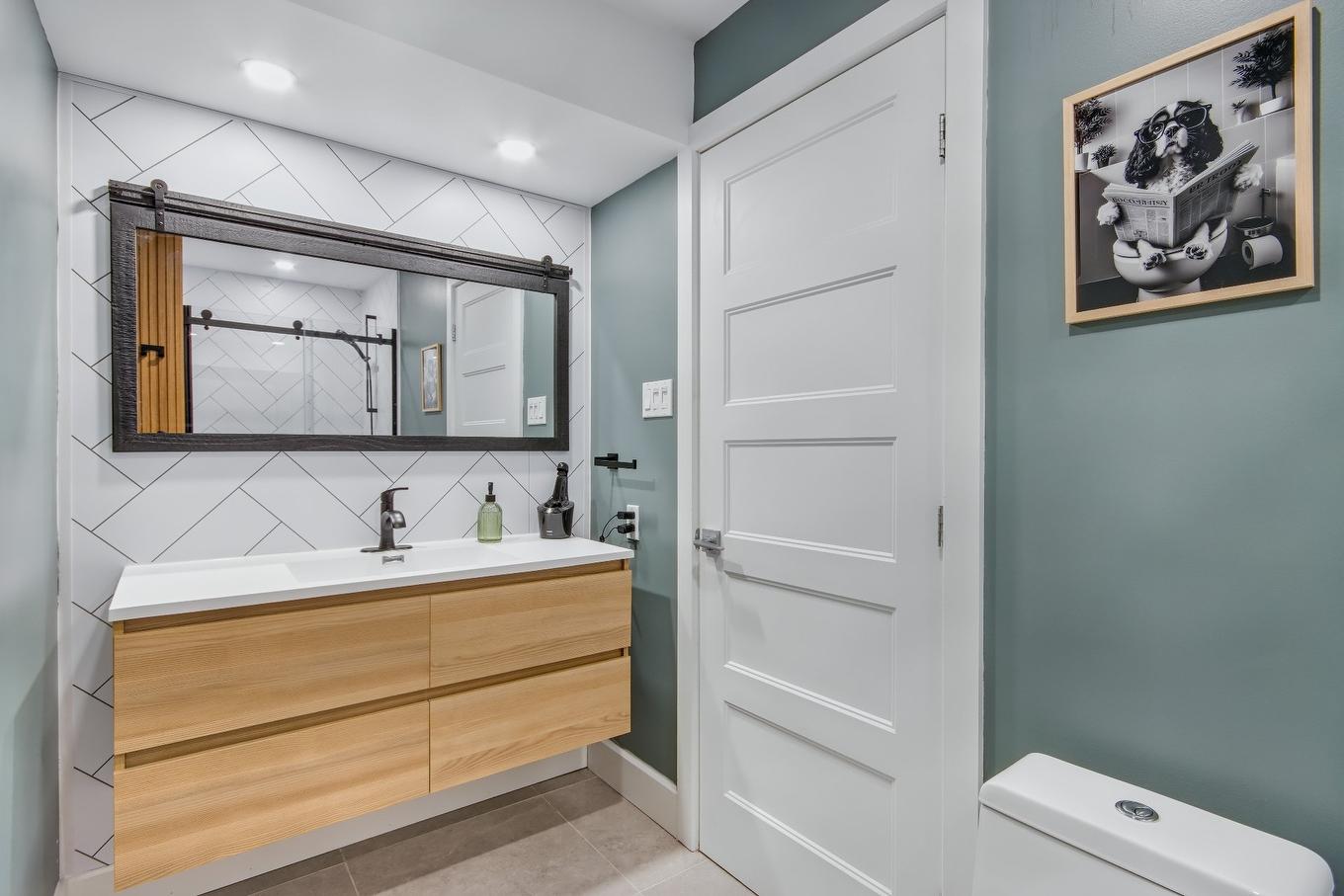 Salle de bains - 43 Rue Molière, Saint-Jean-Sur-Richelieu, QC - Indoor Photo Showing Bathroom