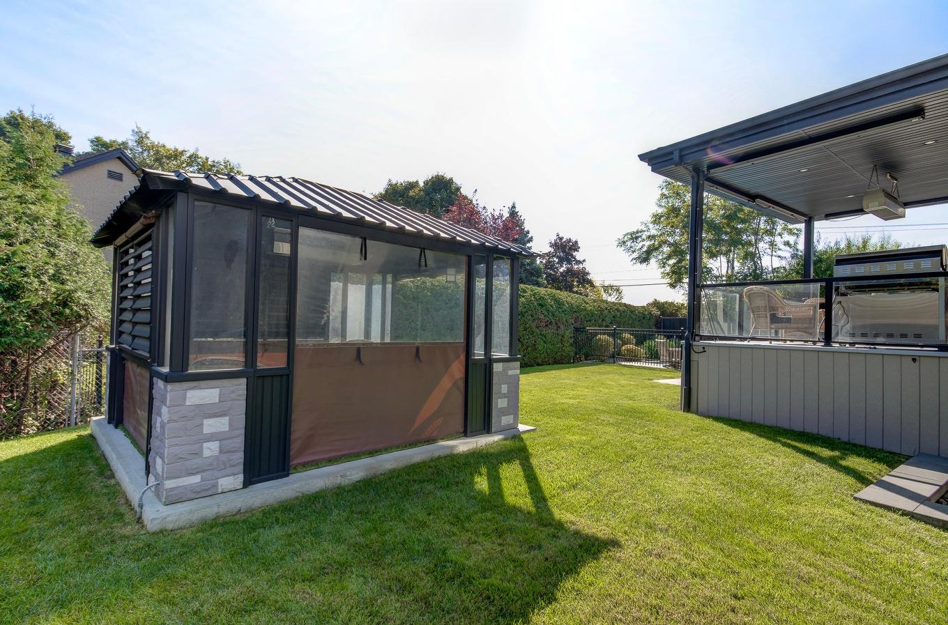 Remise - 43 Rue Molière, Saint-Jean-Sur-Richelieu, QC - Outdoor