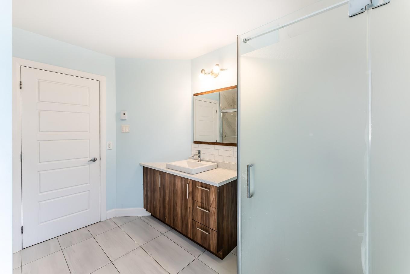 Bathroom - 1117 Rue Touchette, Saint-Jérôme, QC - Indoor