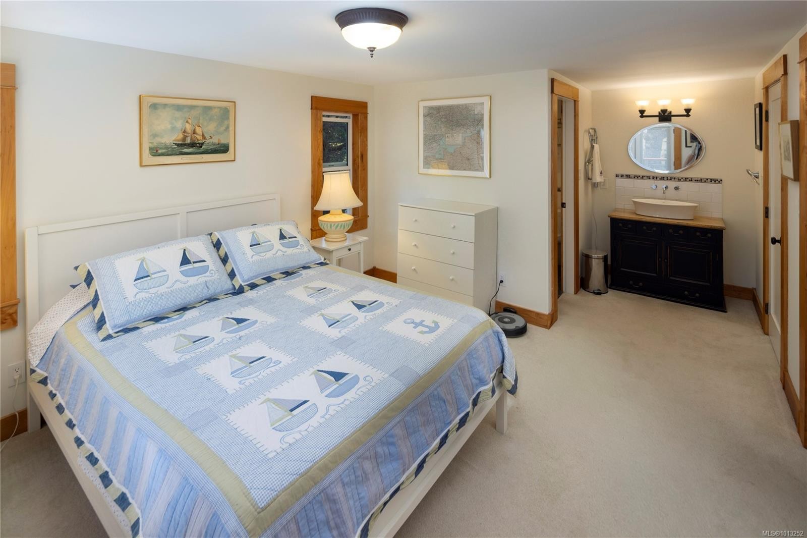 2710 Sea View Rd, Saanich, BC