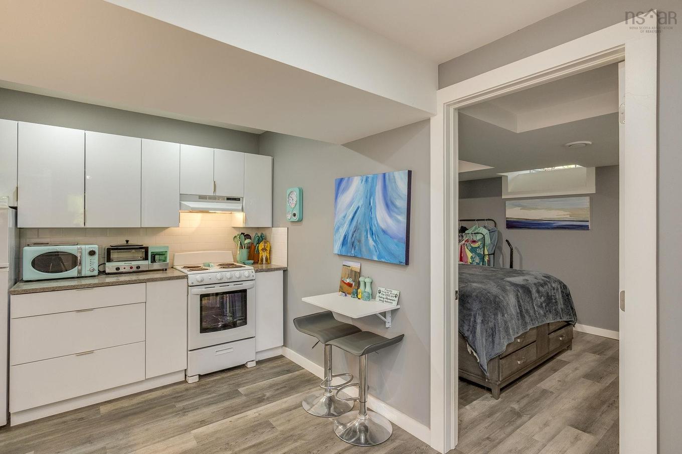 40 Pleasant Street, Bear River, NS