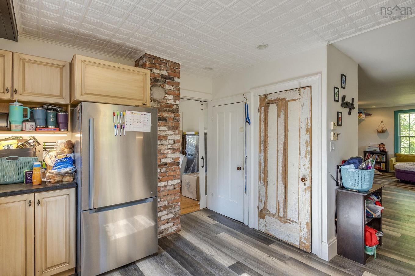 40 Pleasant Street, Bear River, NS