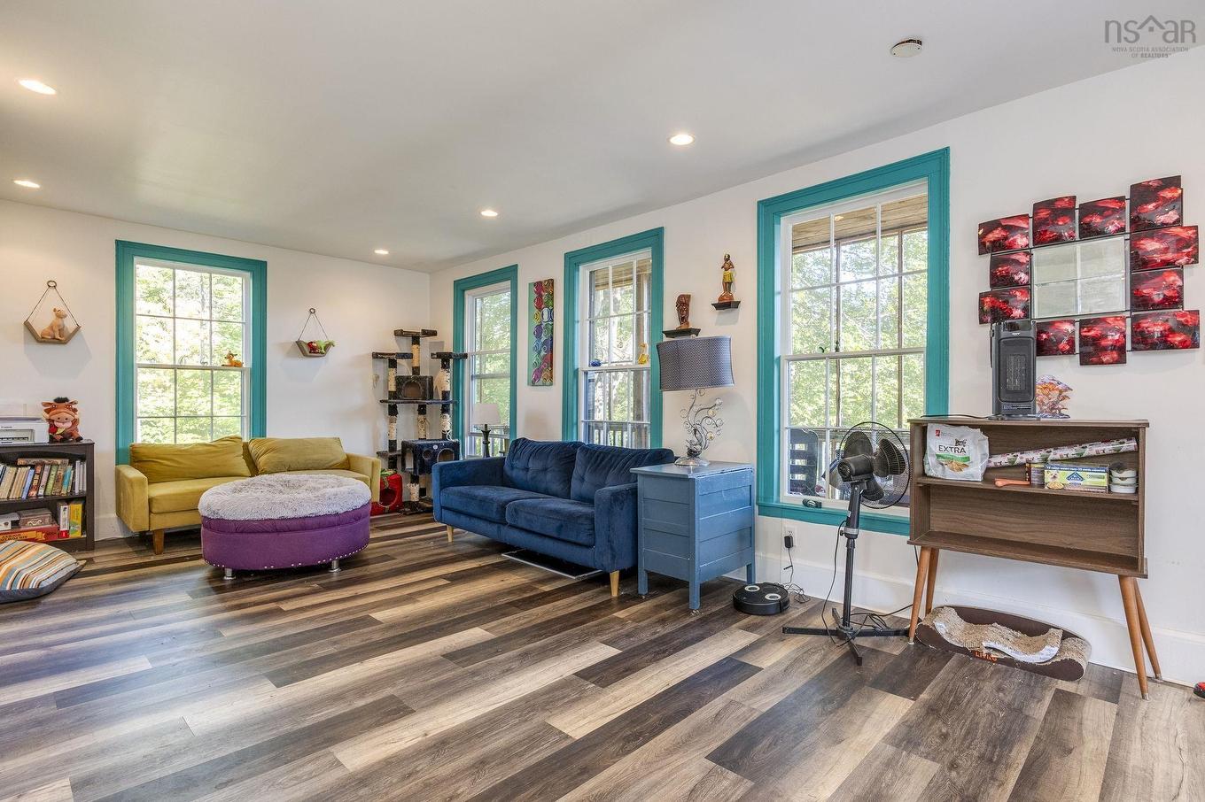 40 Pleasant Street, Bear River, NS