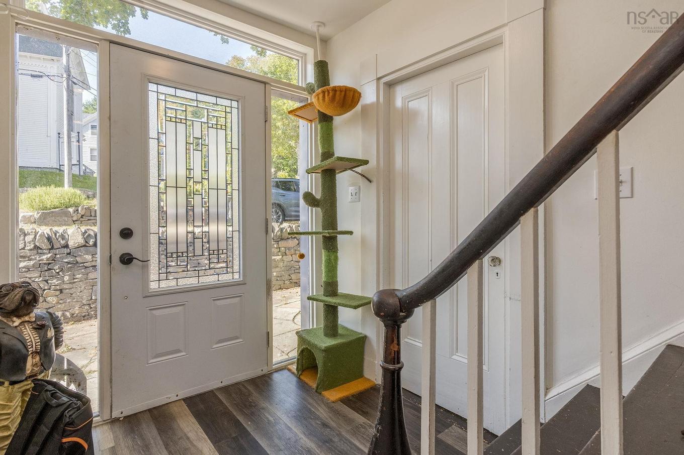 40 Pleasant Street, Bear River, NS