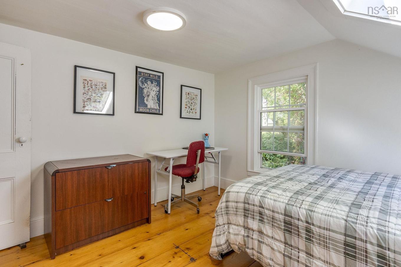 40 Pleasant Street, Bear River, NS