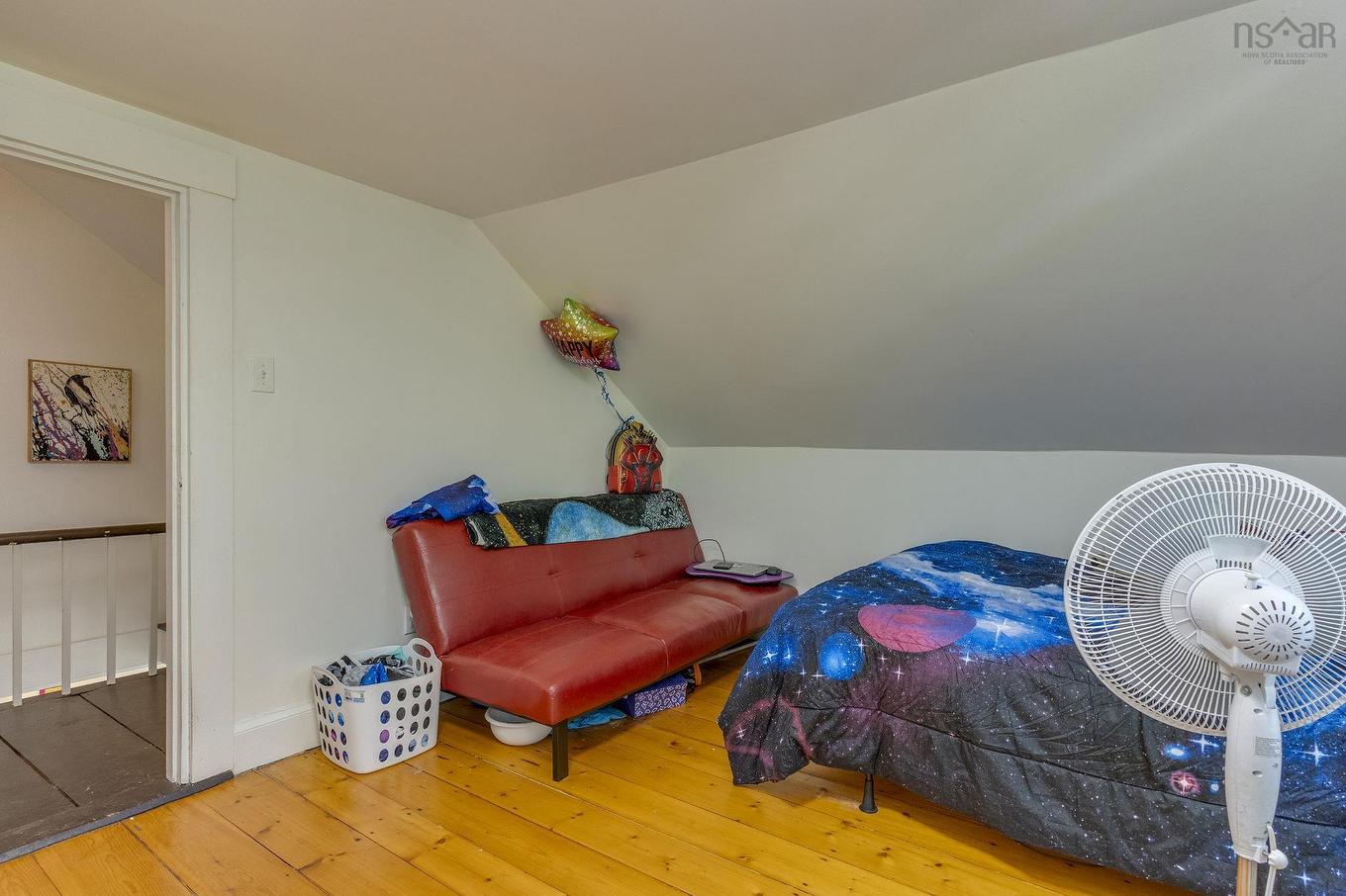 40 Pleasant Street, Bear River, NS