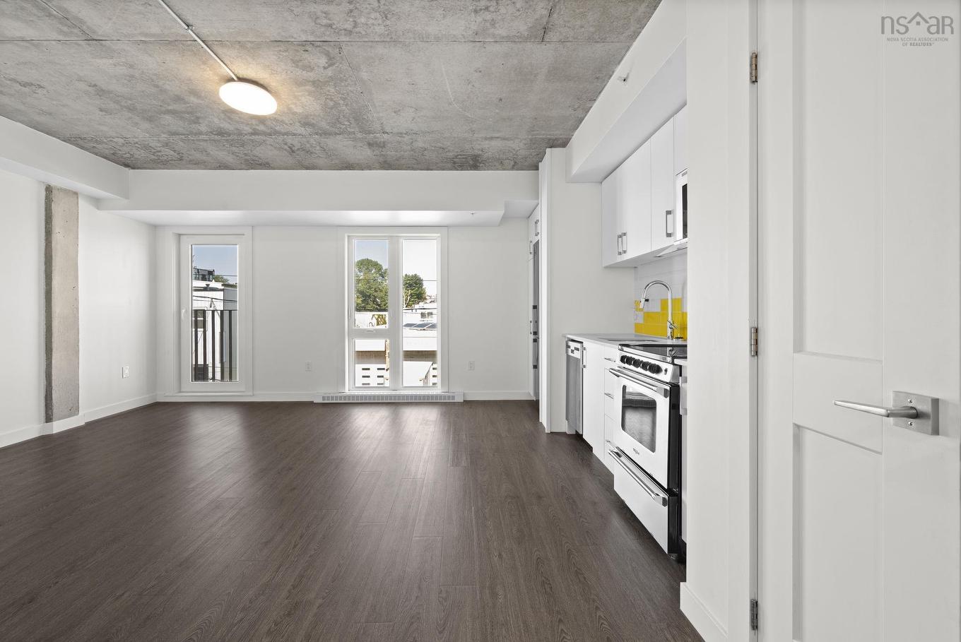 306 5684 West Street, Halifax, NS