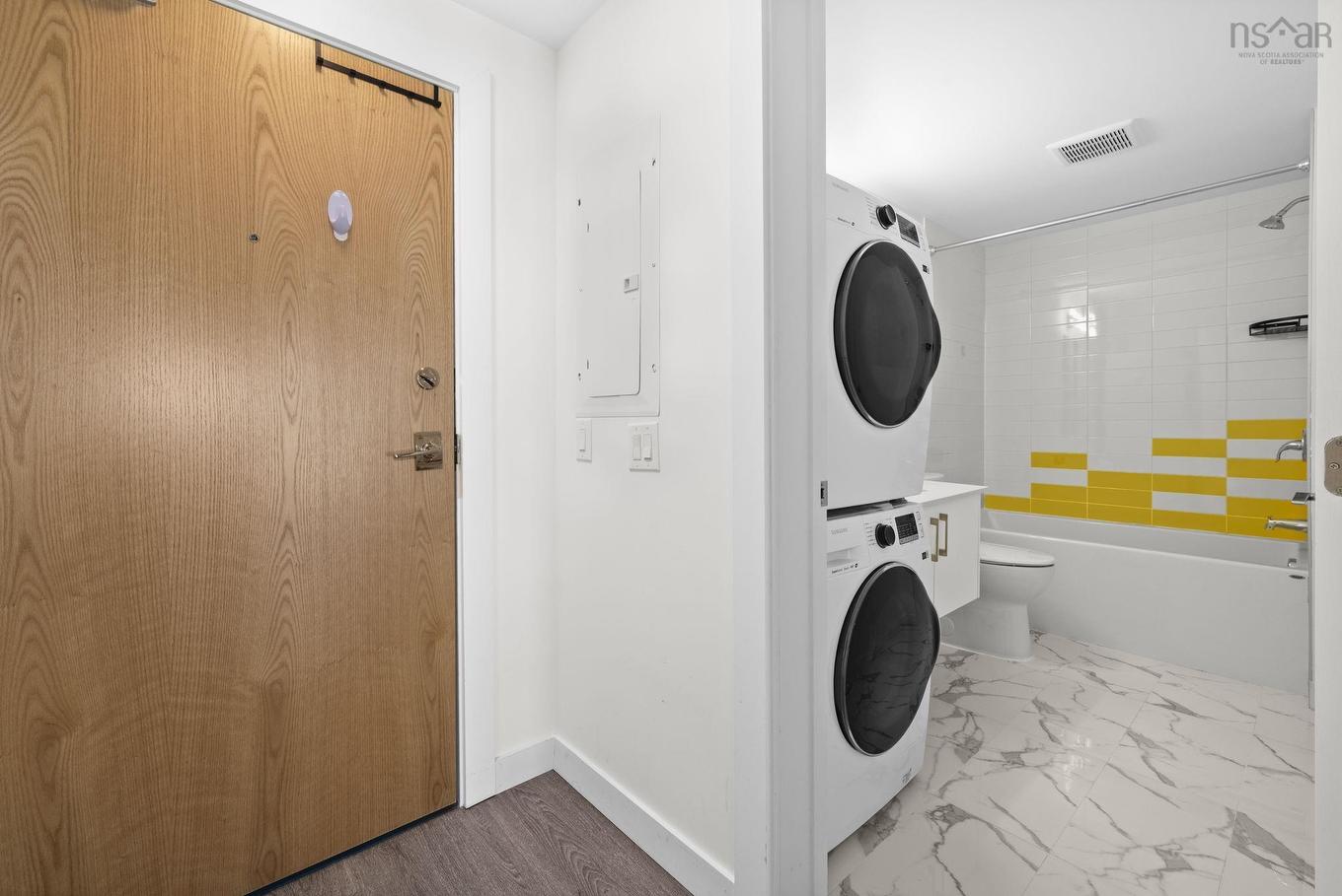 306 5684 West Street, Halifax, NS