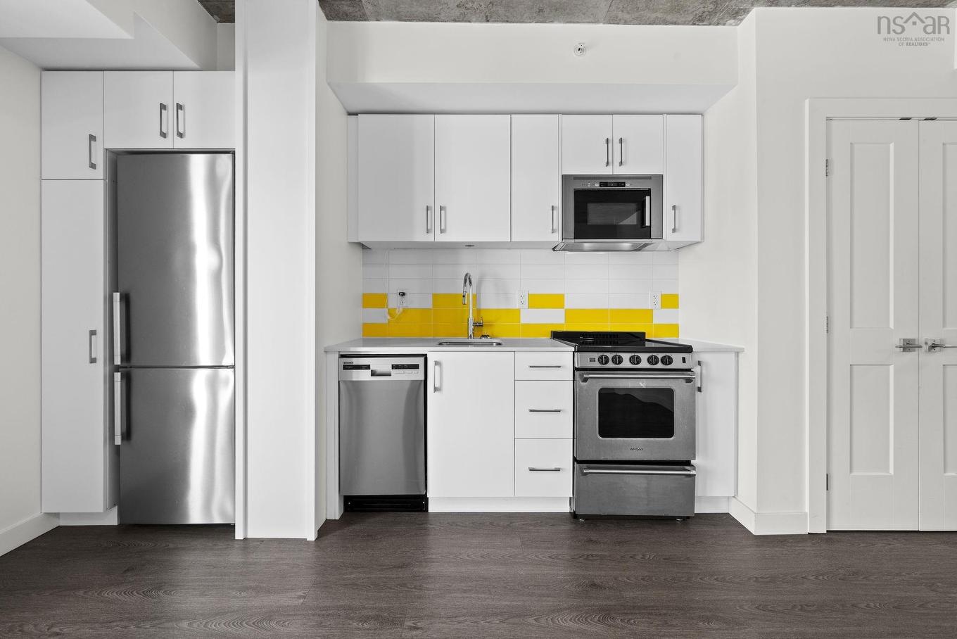 306 5684 West Street, Halifax, NS