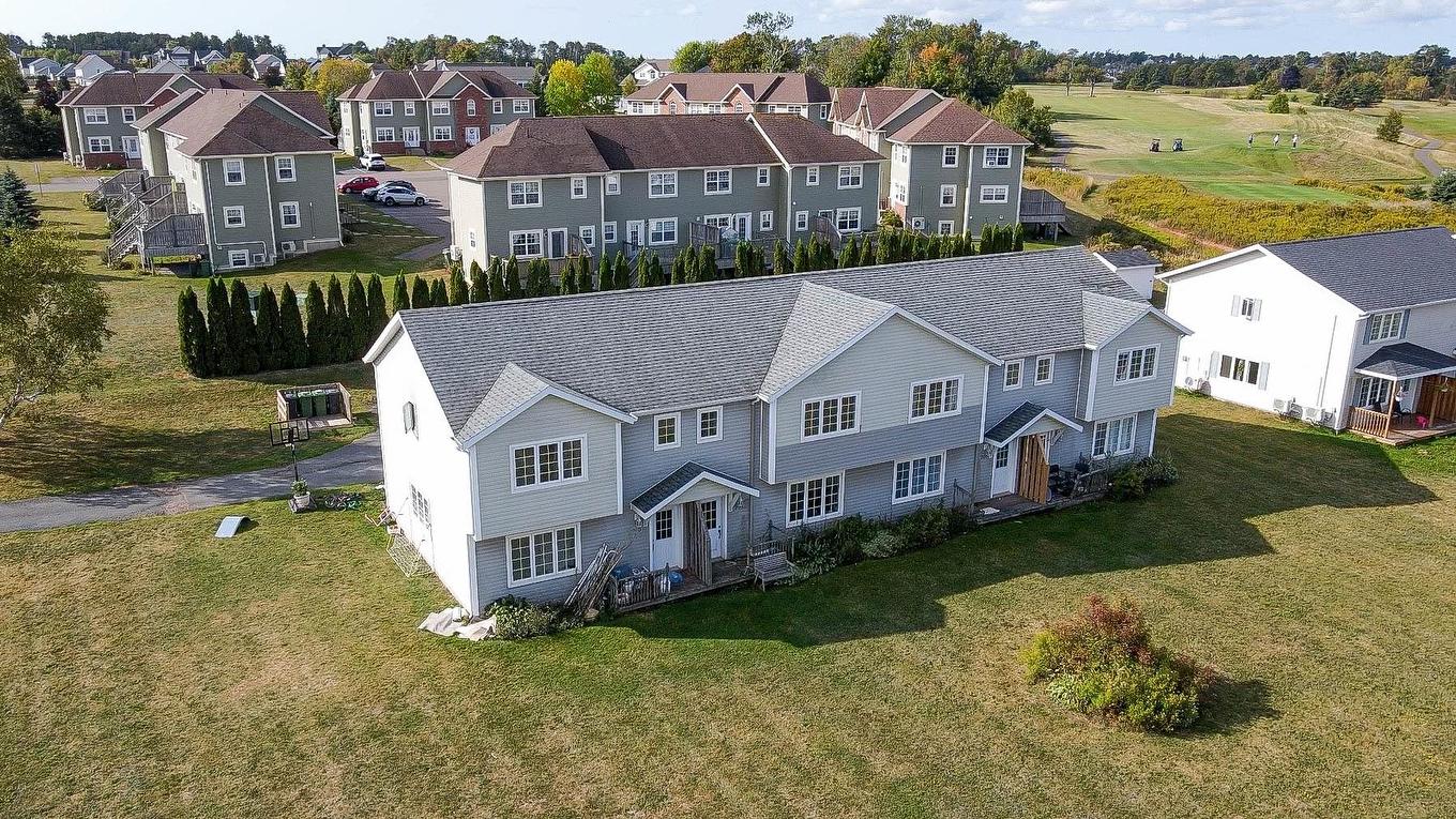 208 Stratford Road, Stratford, PE