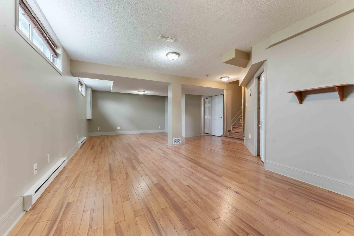 Salle familiale - 237 Av. Du Bois-Franc, Gatineau (Aylmer), QC - Indoor Photo Showing Other Room