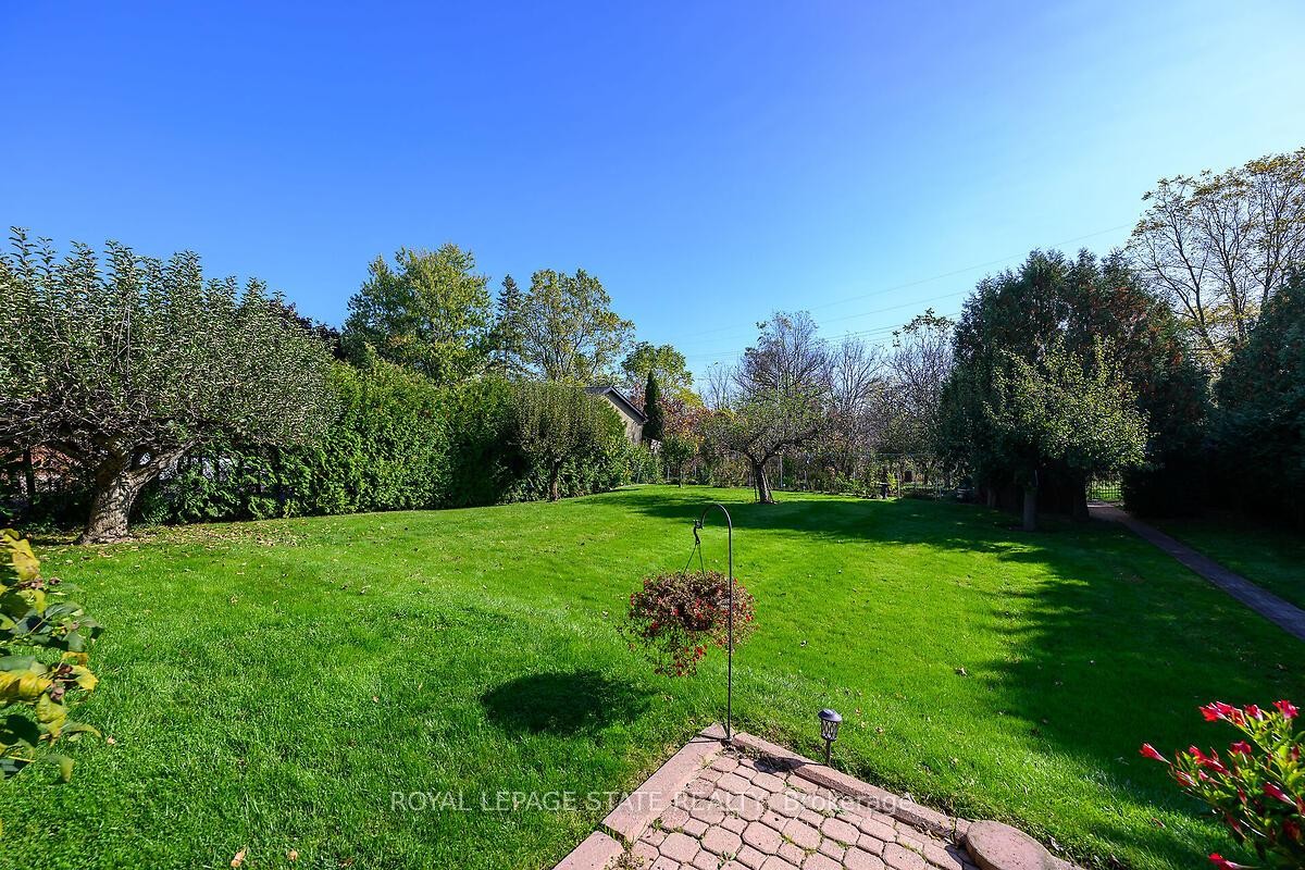 53 Glover Road, Hamilton, ON - Outdoor