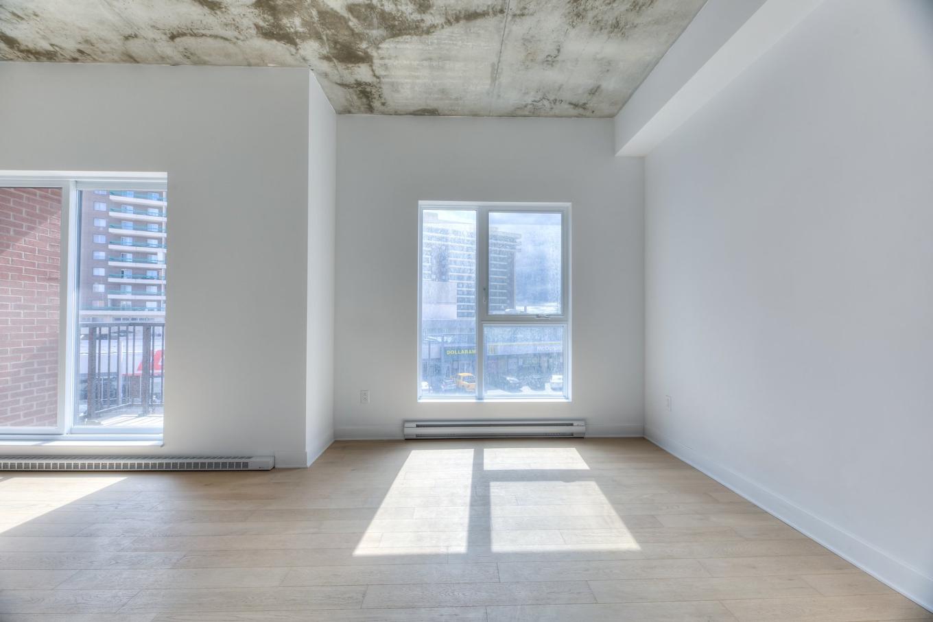 Salon - 310-1971 Rue Du Havre, Montréal (Ville-Marie), QC - Indoor Photo Showing Other Room