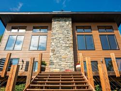 63 S Poplar Bay District Of Kenora, ON P0X 1C0