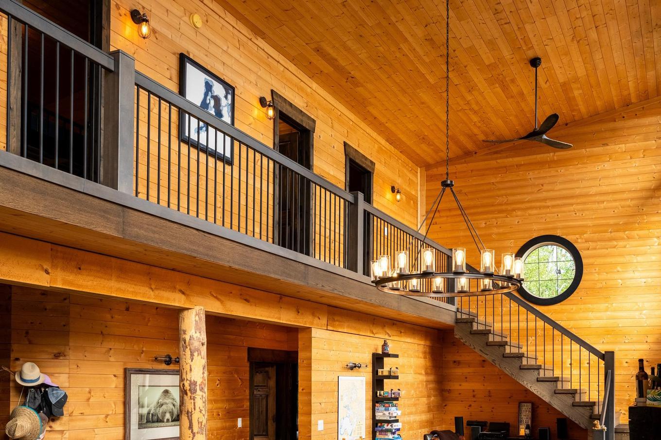 63 S Poplar Bay, District Of Kenora, ON - Indoor Photo Showing Other Room