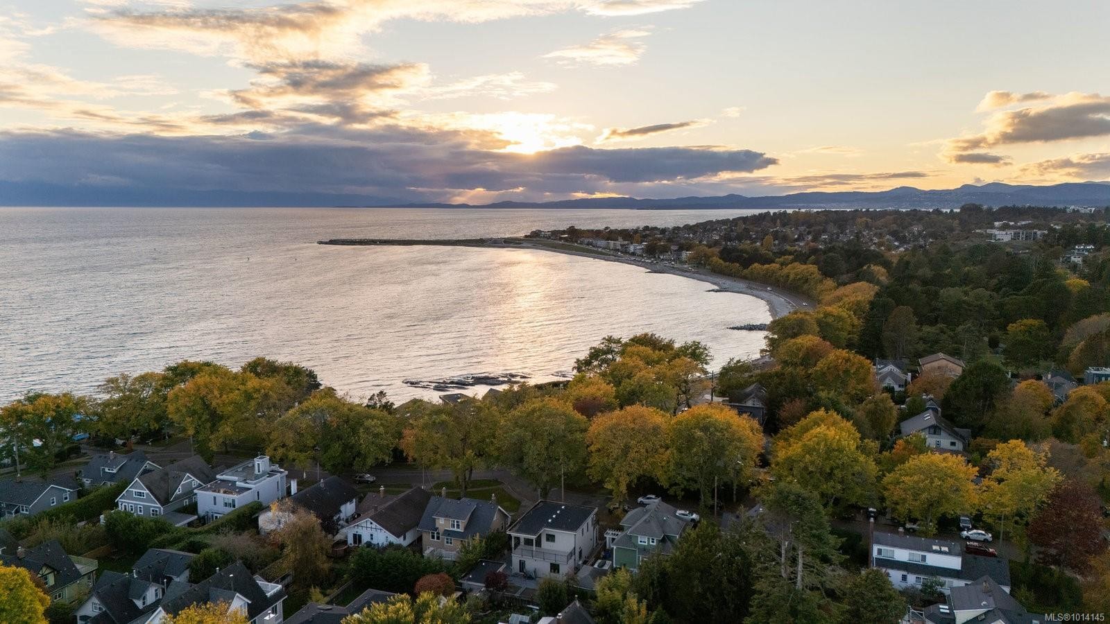 135 Passmore St, Victoria, BC