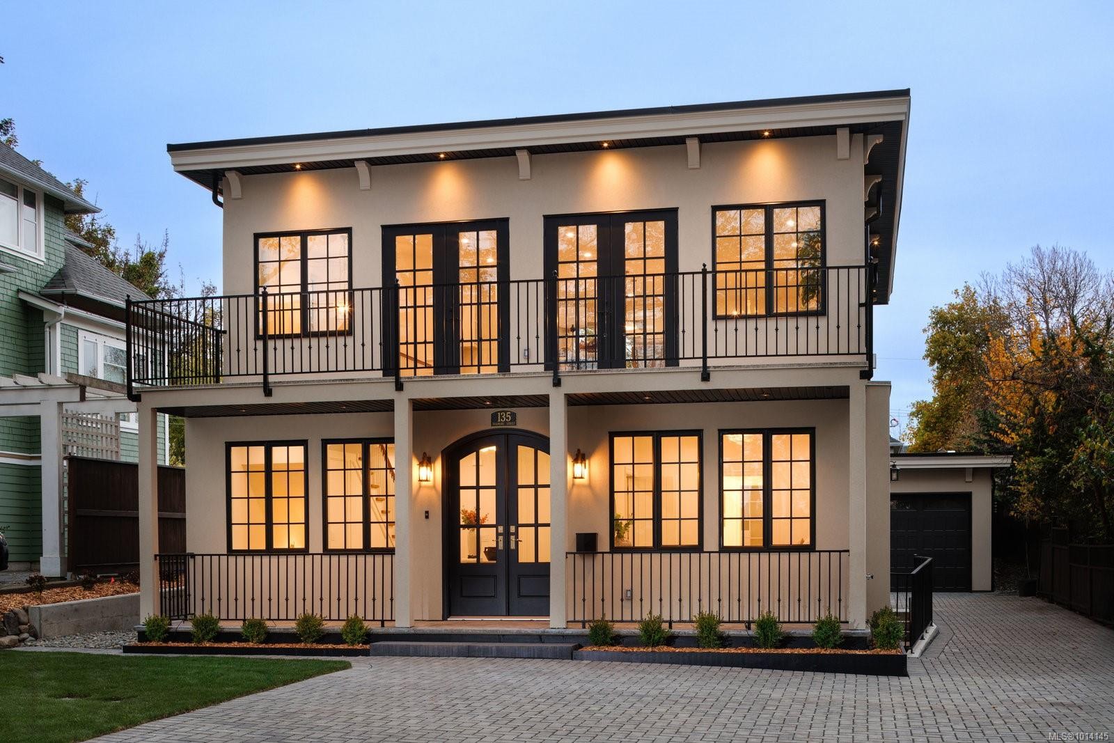 135 Passmore St, Victoria, BC