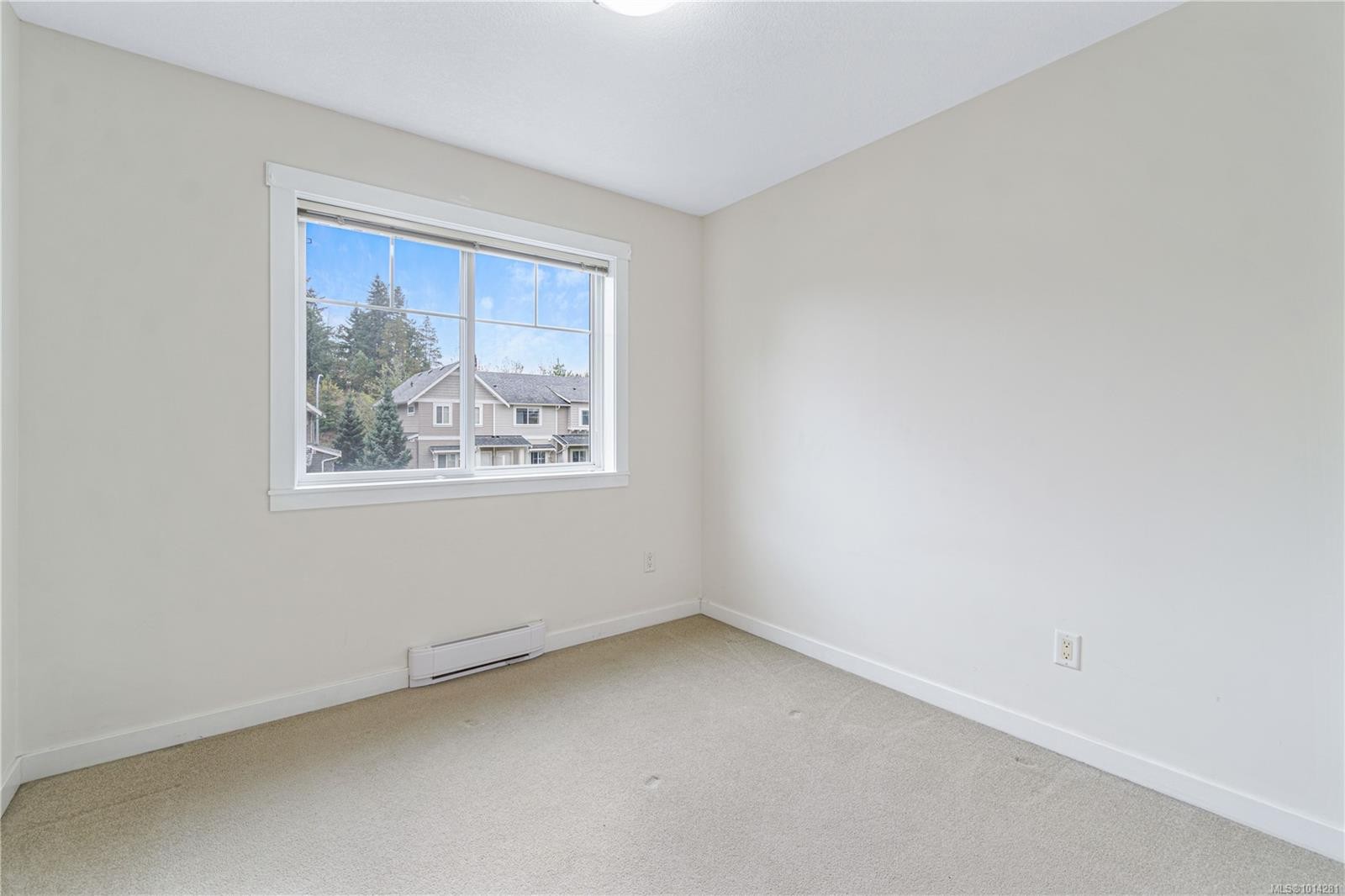 301-1675 Crescent View Dr, Nanaimo, BC