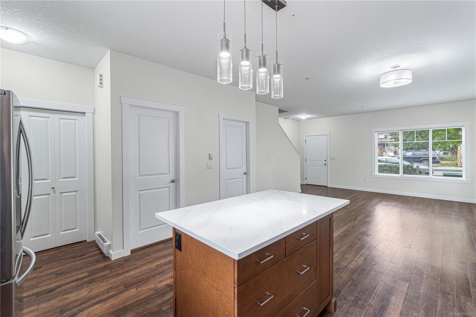 301-1675 Crescent View Dr, Nanaimo, BC