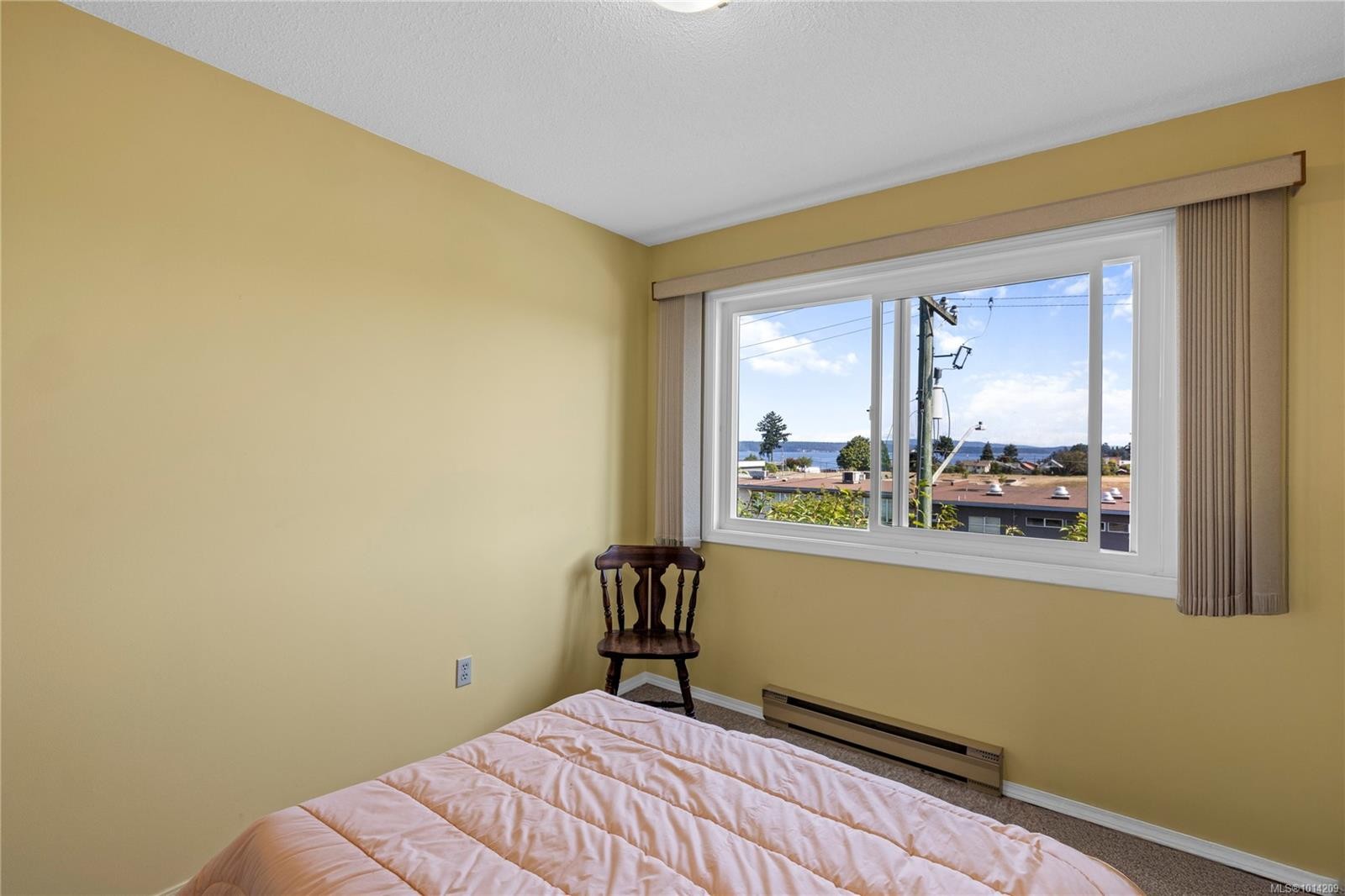 309-9942 Daniel St, Chemainus, BC - Indoor Photo Showing Bedroom