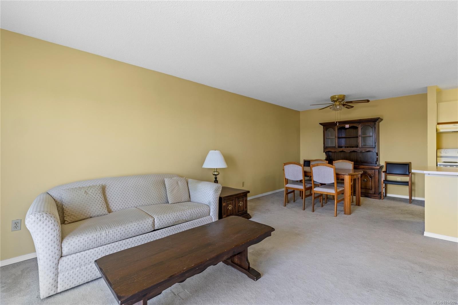 309-9942 Daniel St, Chemainus, BC - Indoor Photo Showing Living Room
