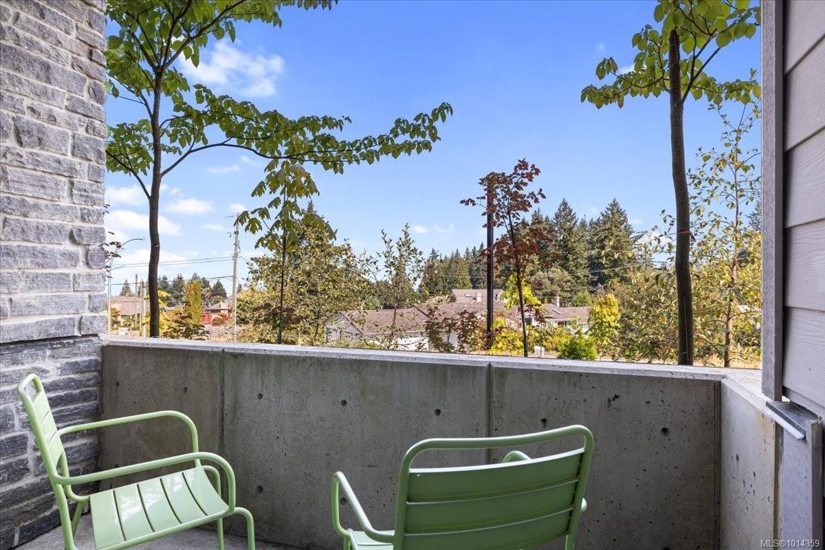 102-5711 Vanderneuk Rd, Nanaimo, BC