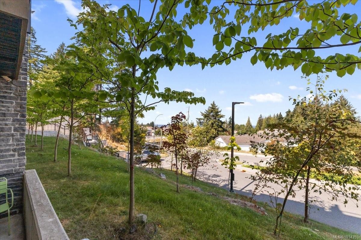 102-5711 Vanderneuk Rd, Nanaimo, BC