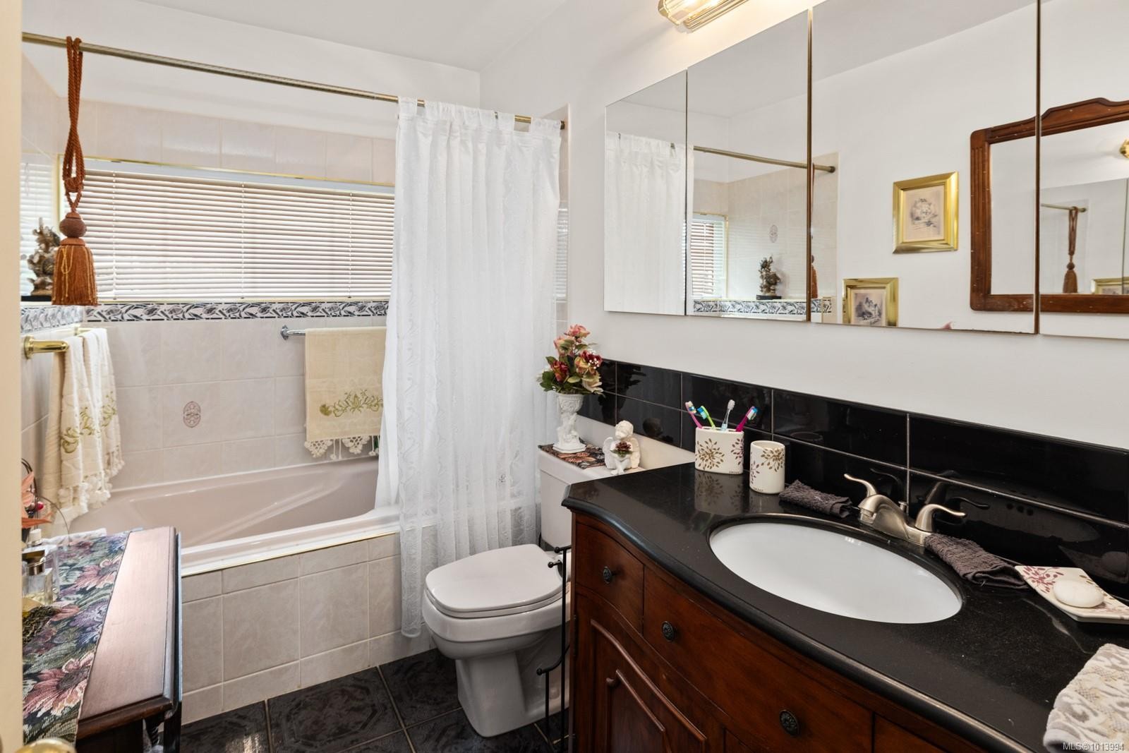 3367 Trans Canada Hwy, Cobble Hill, BC